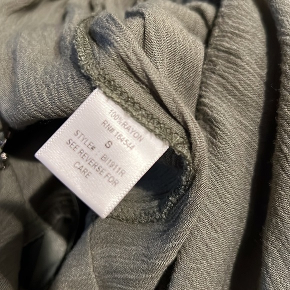 BLUE IVY by KC Olive Green Jumpsuit elastic at ankles size small - Picture 9 of 10